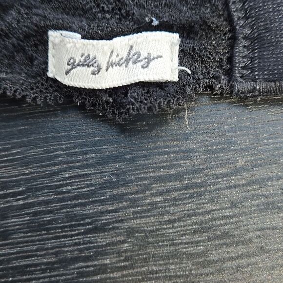 Gilly Hicks Top Womens XSmall Black Halter Bralette Lace V Neck Open Back Boho - Picture 4 of 16